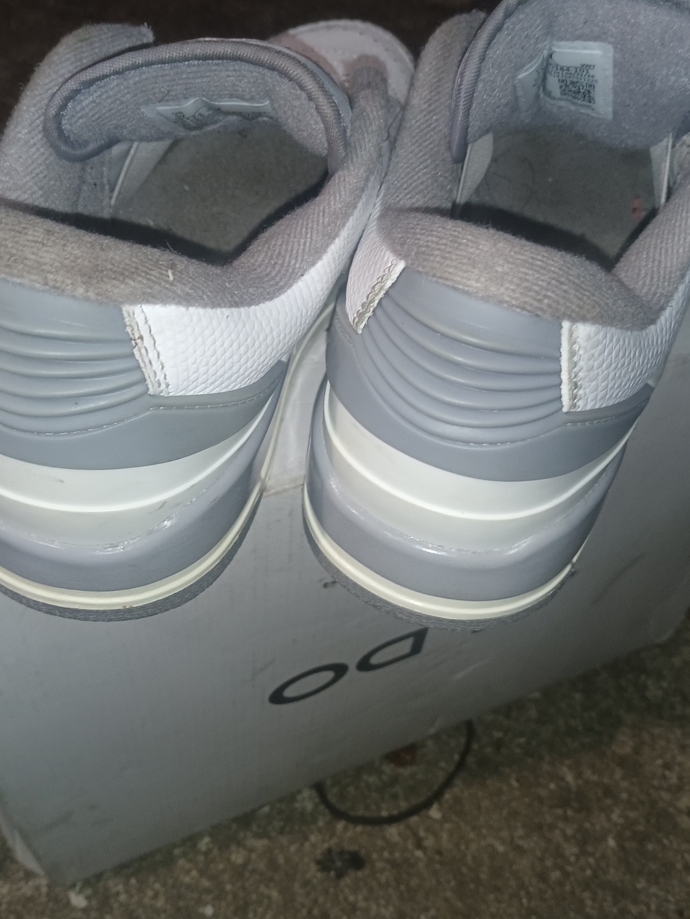 Air Jordan 2 Retro Low Python - Picture 3 of 4